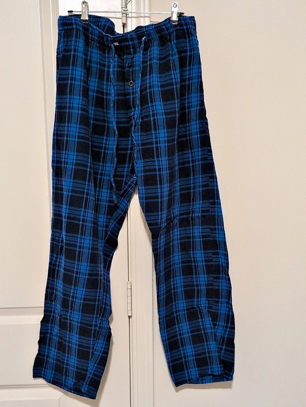 C.Y.Z. Plaid Lounge Pants in Blue & Black Size Large